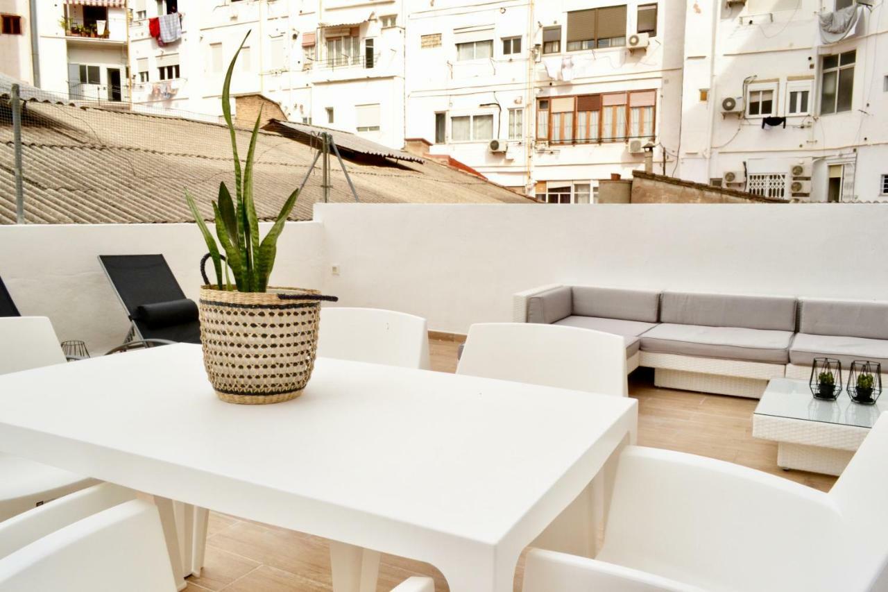 Hola Valencia - Holiday Apartments Exteriör bild